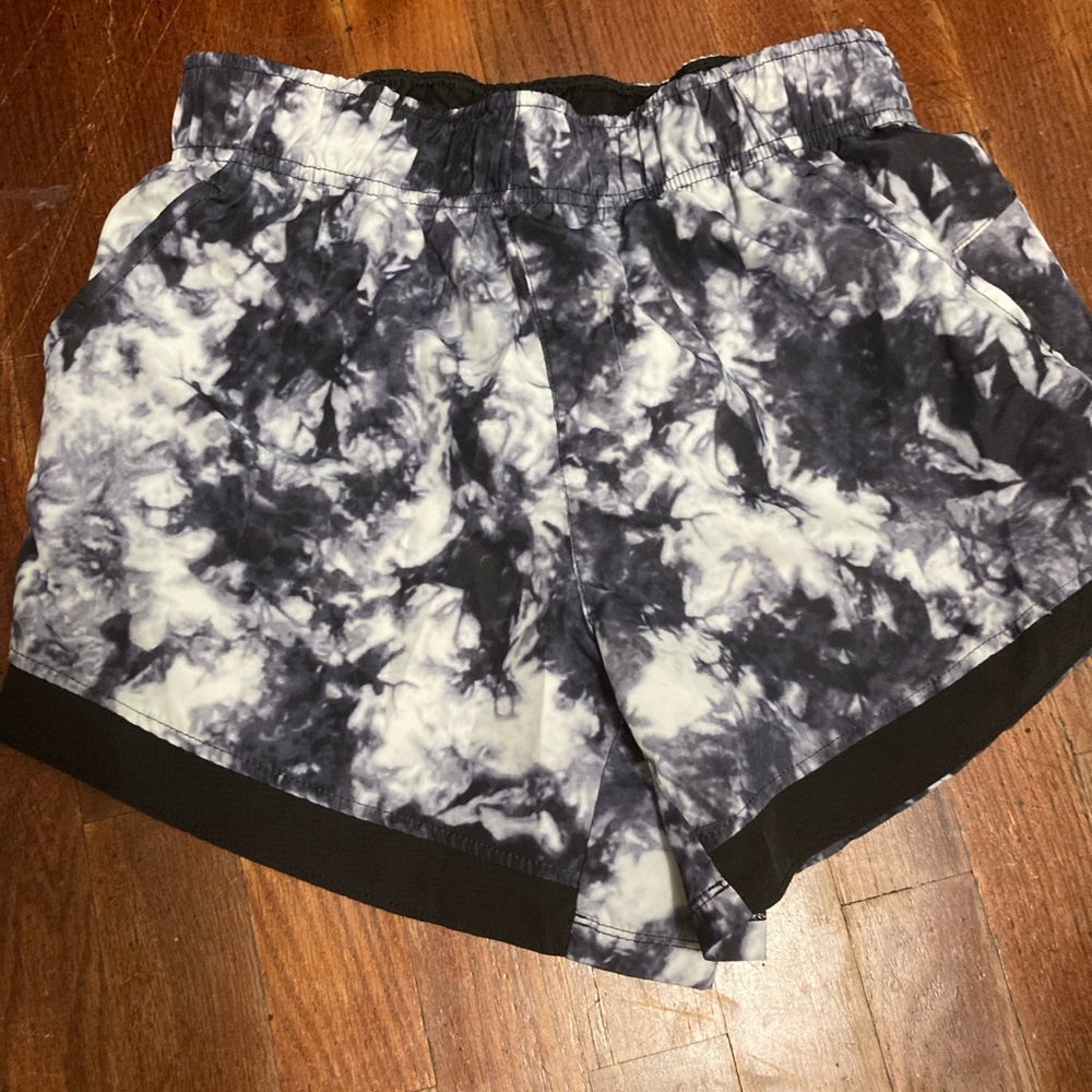 Small athletic wear shorts with liner and pockets